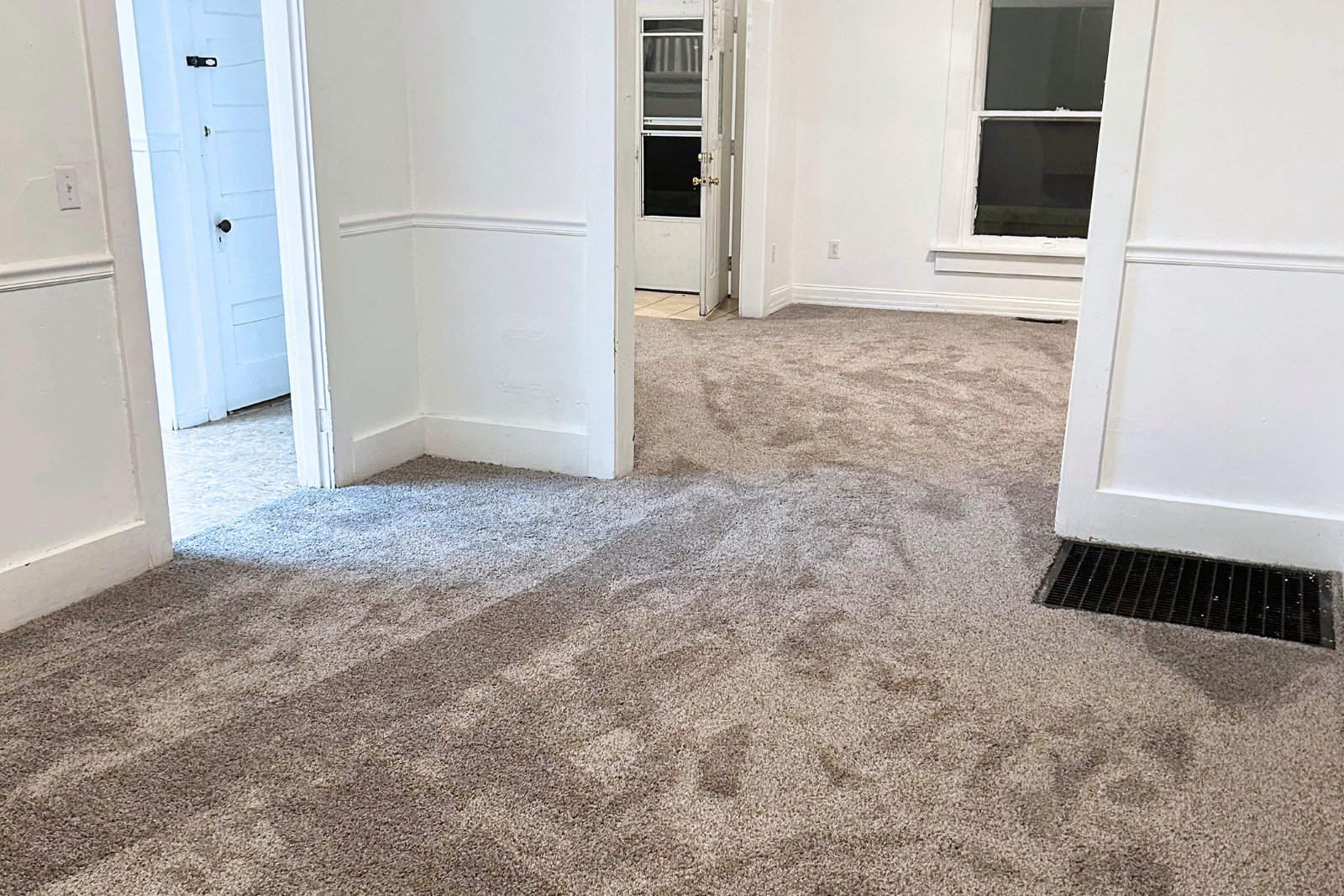 removal and installation of home carpeting